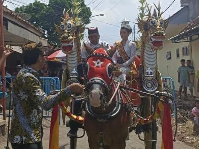 Ritual Puter kayun adalah salah satu ritual yang masih tetap dijalankan di Banyuwangi