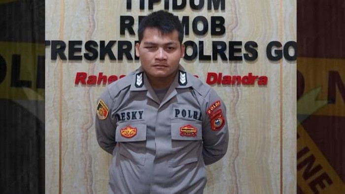 Tampang polisi gadungan yang ditangkap di Gowa.