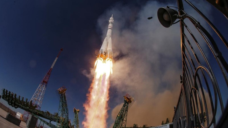 An official logo of the upcoming 80th anniversary of the victory over Nazi Germany in World War Two is seen on the Soyuz MS-27 spacecraft carrying the crew formed of NASA astronaut Jonny Kim, Roscosmos cosmonauts Sergey Ryzhikov and Alexey Zubritskiy as it blasts off to the International Space Station (ISS) from the launchpad at the Baikonur Cosmodrome, Kazakhstan, April 8, 2025. REUTERS/Maxim Shemetov