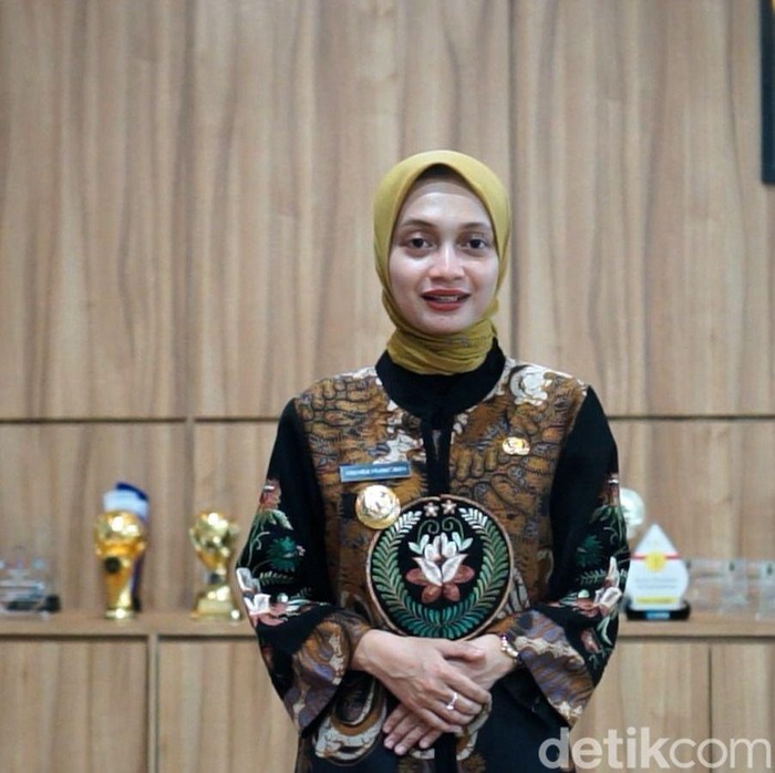 Wali Kota Kediri Vinanda Prameswati