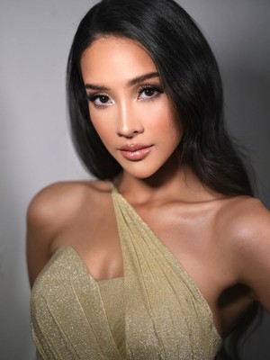 Anya Geraldine, Seksi dan Siksa Kubur