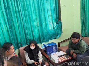 Cerita Tunangan Korban Tewas Panther Vs Bus di Gresik Soal Rencana Menikah