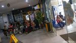 Berburu Emas, Warga Antre di Butik LM Antam Pulogadung