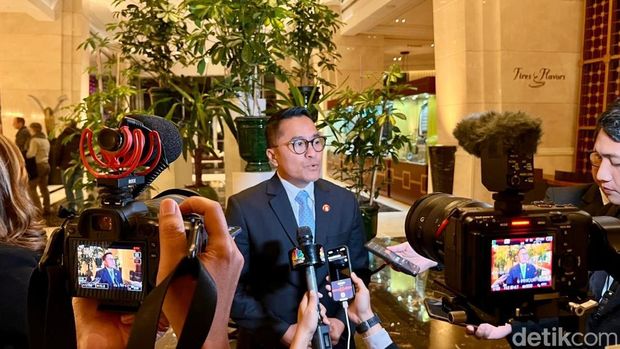 Deputi Bidang Protokol, Pers, dan Media Sekretariat Presiden Yusuf Permana