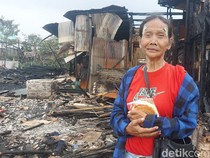 Kesedihan Eti Rumahnya Rata dengan Tanah Akibat Kebakaran di Sukahaji