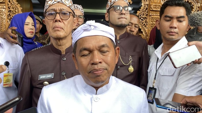 Gubernur Jabar Dedi Mulyadi