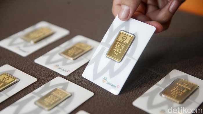 Harga emas keluaran Logam Mulia Antam 24 Karat hari ini, Kamis (10/4/2025) berada di level Rp 1.846.000 per gram. Ini menjadi harga emas termahal sepanjang sejarah.