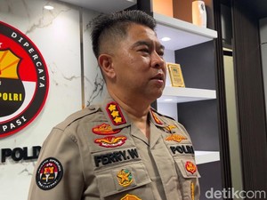 Sekelompok OTK Lempar-Bakar 2 Motor Polisi saat Gerebek Narkoba di Medan