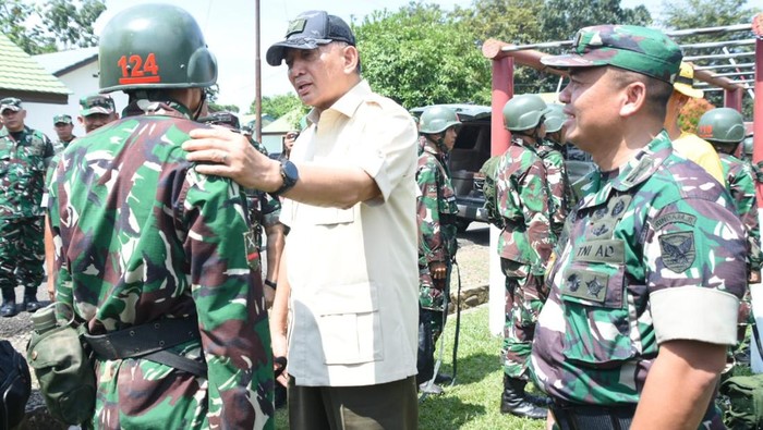 Menhan saat kunjungan ke Secata Rindam II Sriwijaya.