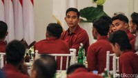 Rizky Ridho sebagai kapten Persija pun berharap bisa membawa piala juara Liga 1 ke Balai Kota. Tak hanya itu, ia berharap agar pertandingan kandang Persija musim depan bisa seluruhnya dilaksanakan di Jakarta.  