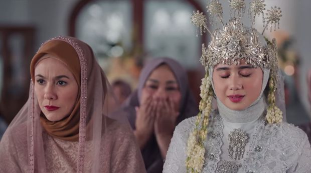 Cuplikan adegan dalam film Norma: Antara Mertua dan Menantu.