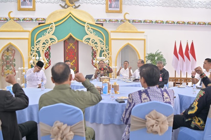 Pemprov Kalteng menggandeng kampus untuk geber program Satu Keluarga Satu Sarjana