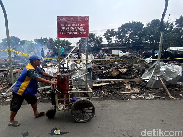 Foto Ratanya 46 Jongko Kayu-3 Rumah Pascakebakaran di Sukahaji Bandung