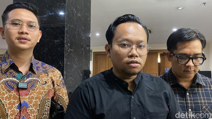 Pengacara keluarga korban, Amal Lutfiansyah di Mapolda Jateng, Semarang, Kamis (10/4/2025).