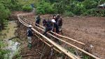Perjuangan Warga Lewati Jalur Alternatif di Sulsel Akibat Jalan Rusak