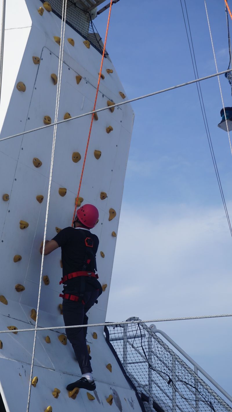 Permainan Memacu Adrenalin di Kapal Pesiar Star Voyager