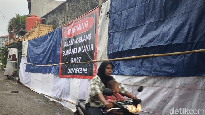 Potret Salah satu TPS di Jogoyudan, Jetis, Kota Jogja yang sudah ditutup, Kamis (10/4).