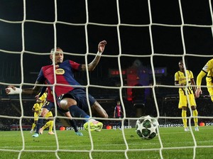 Raphinha Minta Maaf Serobot Gol Pau Cubarsi