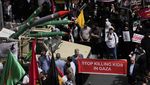 Ribuan Warga Iran Turun ke Jalan Kutuk Genosida Israel di Gaza