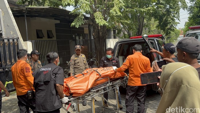Sepasang kekasih ditemukan tewas di kamar kos Surabaya