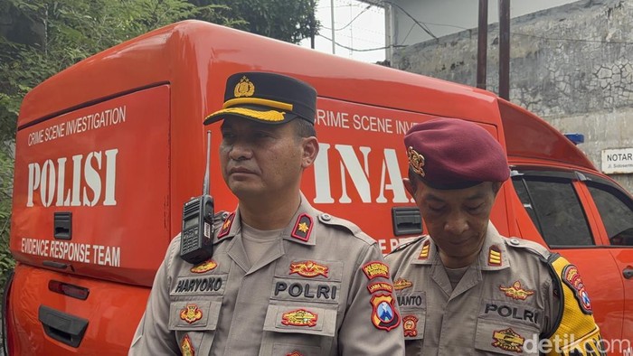 Sepasang kekasih ditemukan tewas di kamar kos Surabaya