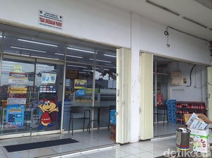 Dishub Mataram Sebar Stiker Bebas Uang Parkir di 15 Titik