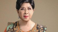 Titiek Puspa, penyanyi senior itu meninggal pada 10 April 2025 karena pecah pembuluh darah dan pendarahan otak. (Foto: Instagram@melly_goeslaw)