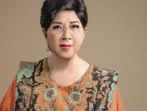 Video: Momen Jenazah Titiek Puspa Disalatkan