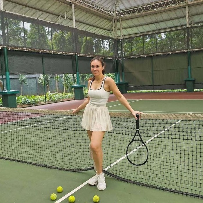 Wulan Guritno