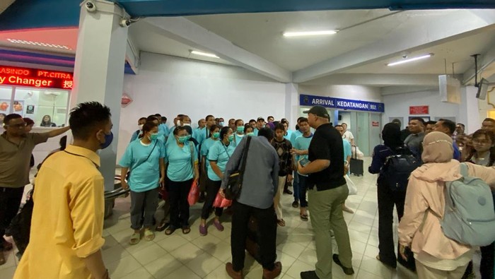 -95 PMI dideportasi dari Malaysia melalui Batam pada Kamis (10/4).(Dok BP3MI Kepri)