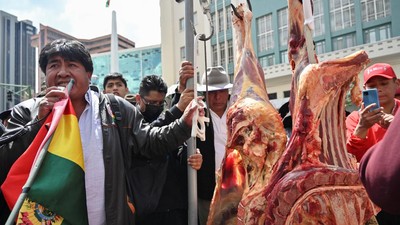 Aksi Protes Tukang Daging di Bolivia, Polisi Dilempar Tanduk Sapi