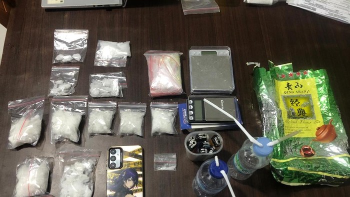 Barang bukti sabu disita polisi dari dua tersangka di Palu, Sulawesi Tengah (Sulteng).