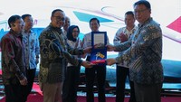 Kepercayaan ini menjadi bukti bahwa SDM Indonesia mampu mengoperasikan moda transportasi modern dengan teknologi terbaru serta standar keselamatan yang tinggi, kata Eva. (dok. KCIC)