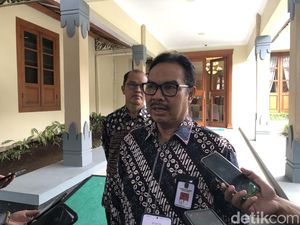 Dipanggil Sultan HB X, Hasto Dapat Wejangan Empati soal Pembangunan