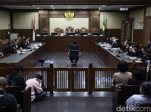 Hasto Ajukan Banding Usai Eksepsi Ditolak Hakim