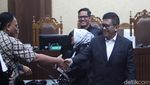 Mimik Wajah Hasto Usai Keberatannya Ditolak Hakim