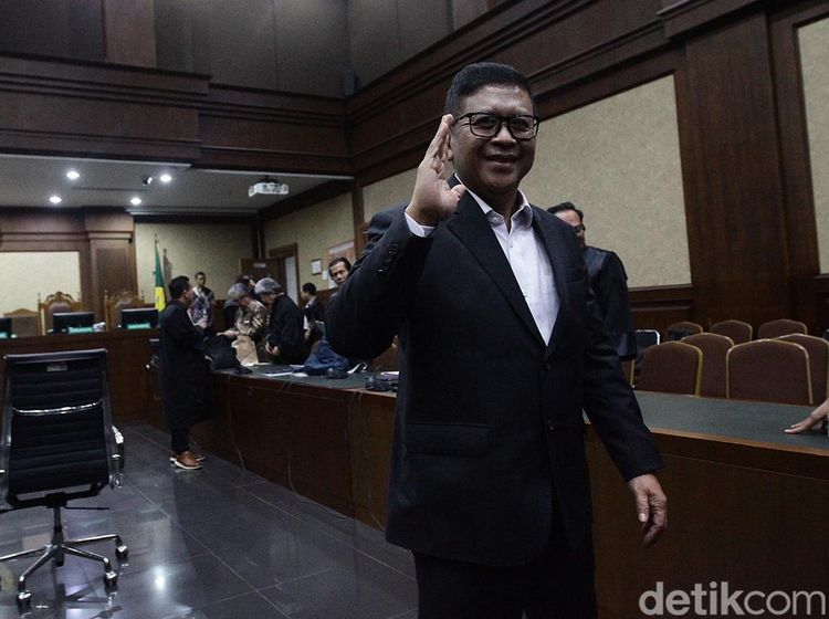 Hakim Tolak Eksepsi Hasto, Sidang Lanjut ke Pokok Perkara