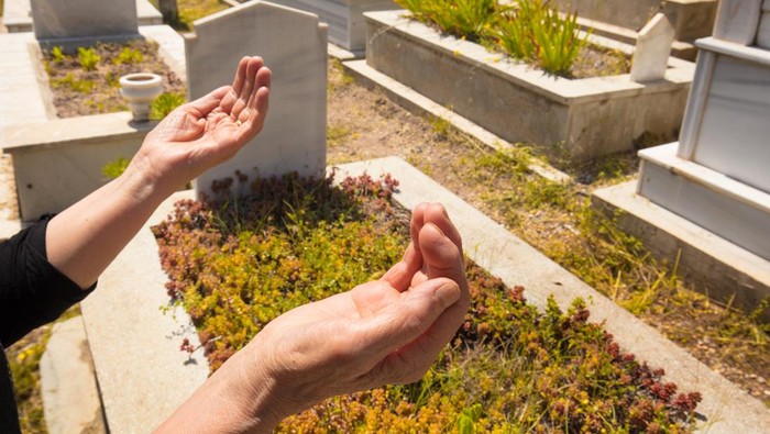 Ilustrasi makam
