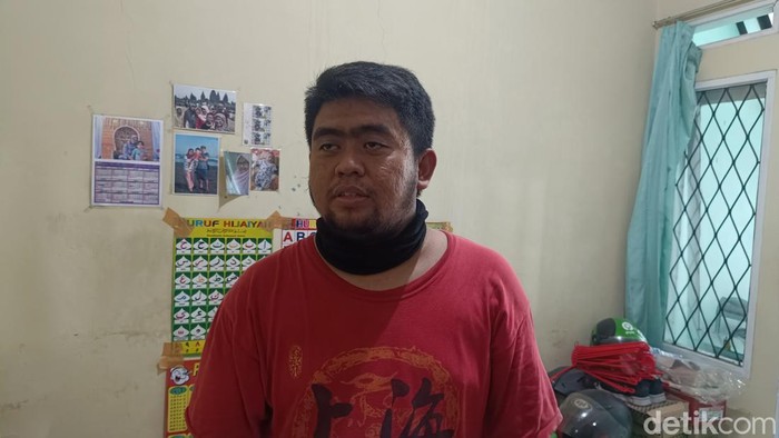 Ilyas, warga di Kota Bogor panik saat gempa M 4,1 mengguncang rumahnya.