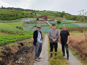 Senator Irman Gusman Dorong Nagari di Sumbar Bentuk Kopdes Merah Putih