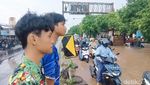 Sungai di Pasuruan Meluap, Jalan Malang-Surabaya Tergenang