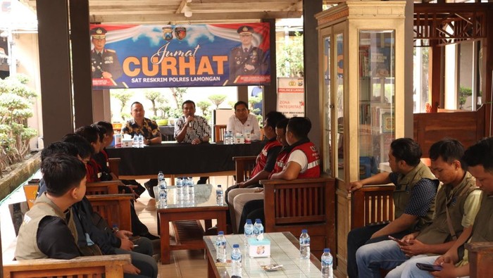 Jumat Curhat bersama komunitas Delivery Order Lamongan