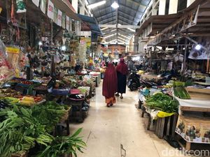 Pasar Kahayan Sepi Pascalebaran, Pedagang Terpaksa Turunkan Harga