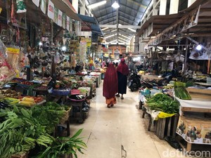 Pasar Kahayan Sepi Pascalebaran, Pedagang Terpaksa Turunkan Harga