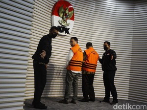 Periksa Komut PT IAE, KPK Telisik Aliran Dana Korupsi Jual Beli Gas
