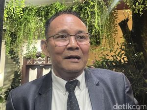 Jokowi Tunjuk Kuasa Hukum Hadapi Gugatan Aufaa soal Mobil Esemka