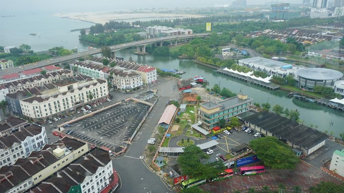 Menara Taming Sari di Kota Melaka