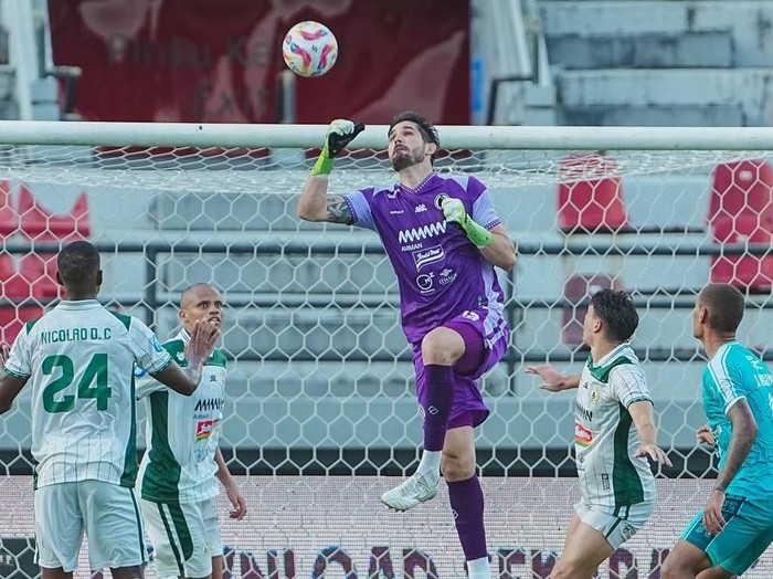 Laga PSBS Biak vs PSS Sleman di Stadion Kapten I Wayan Dipta, Bali, Jumat (11/4/2025).