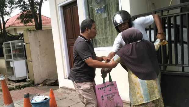 Razia gelandangan dan pengemis di Bondowoso. Salah satu dari mereka mengaku bisa berangkat umrah.