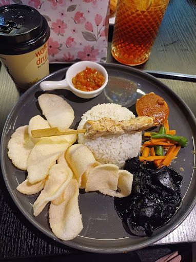 5  Nasi Cumi Hitam Enak di Jakarta yang Berlimpah Bumbunya